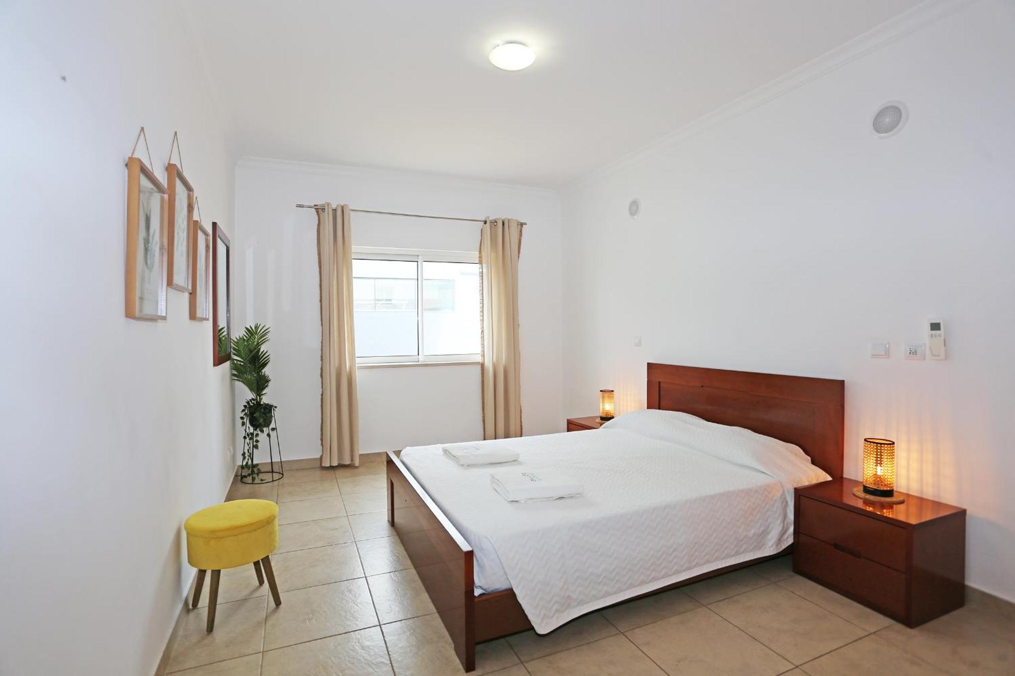 A04 - Large Modern 1 Bed Apartment With Pool Lagos Extérieur photo